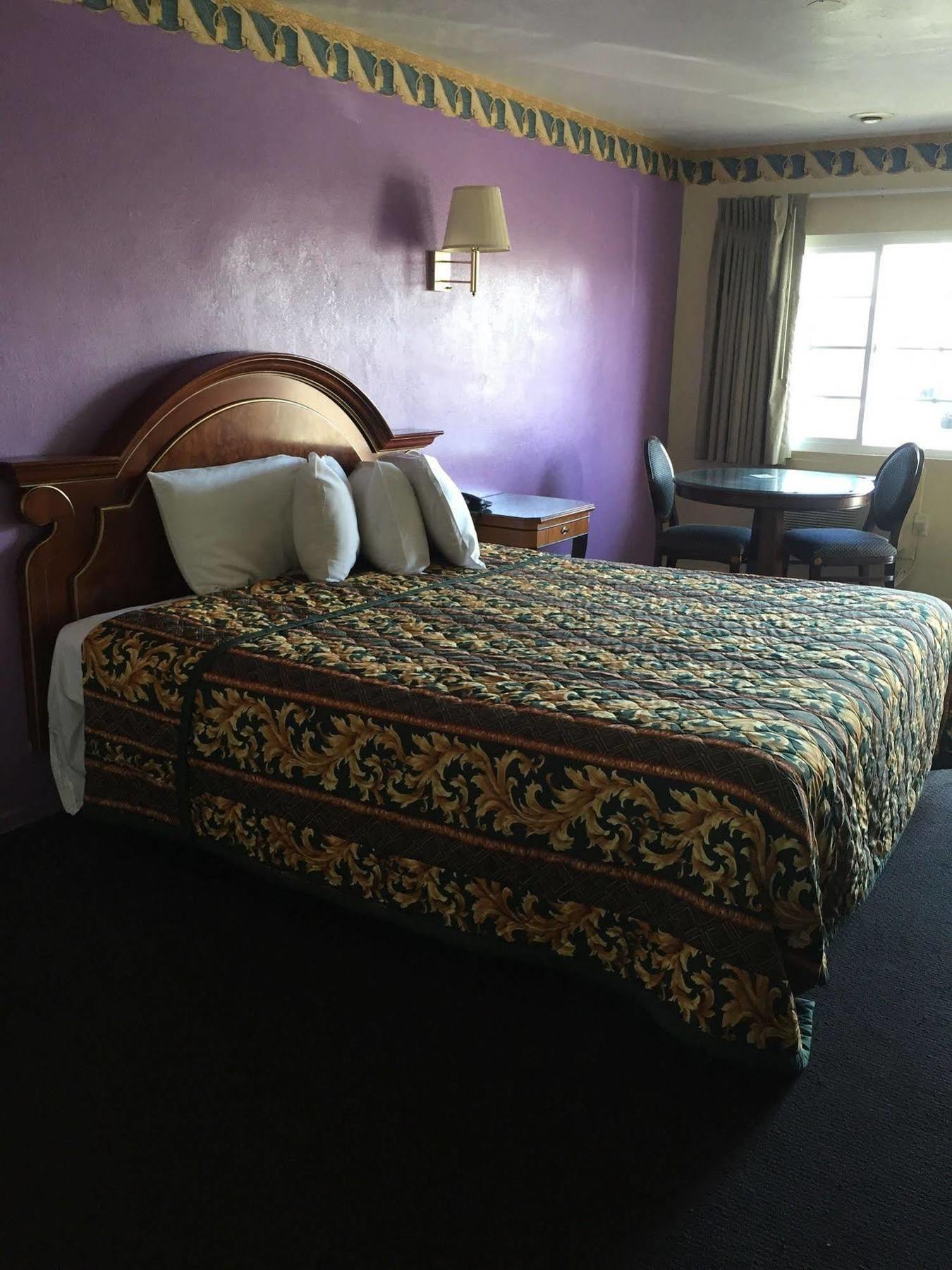 Sunset Motel Помона Екстериор снимка